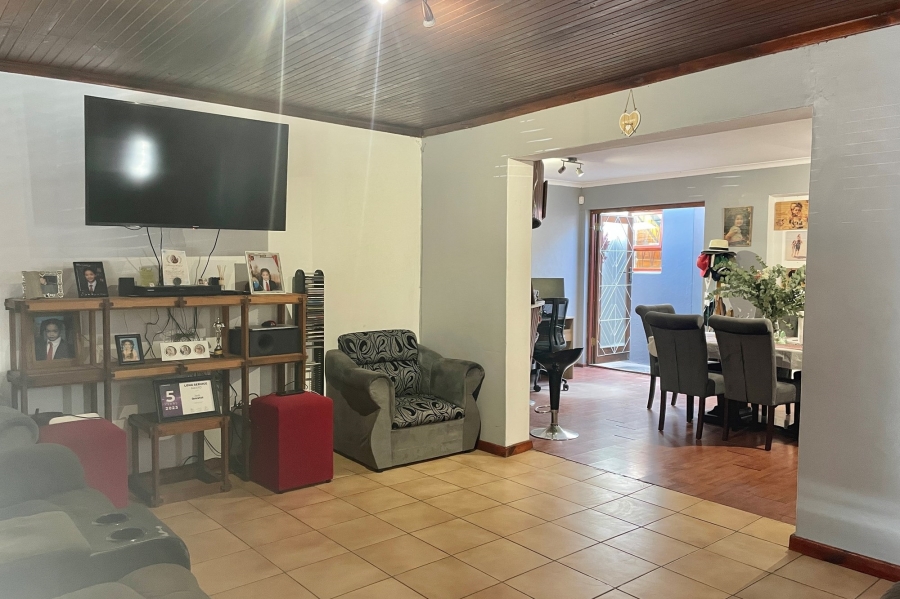 3 Bedroom Property for Sale in Strandfontein Western Cape